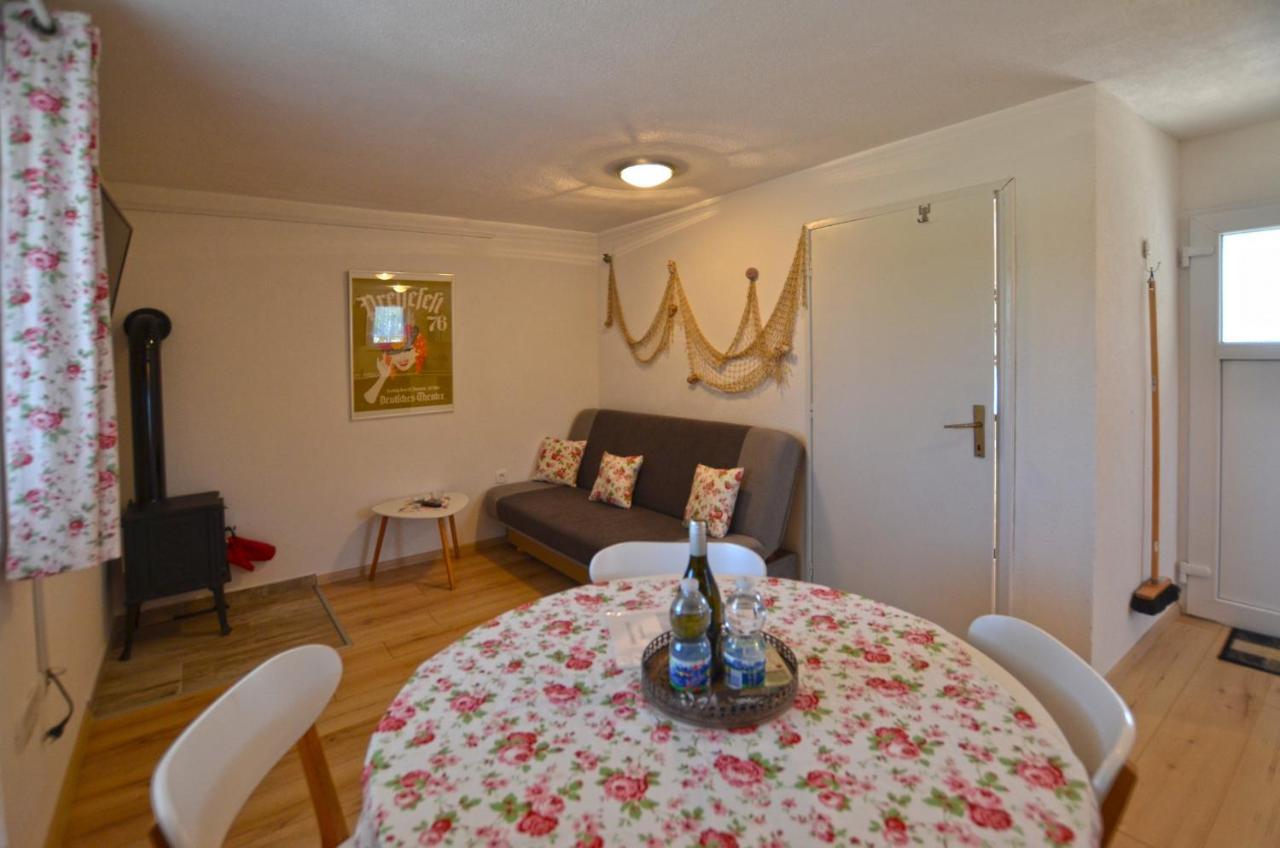 Bavica Apartments 罗维尼 外观 照片